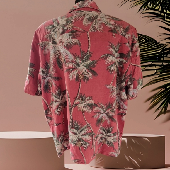 Tommy Bahama 100% Silk Floral Shirt - Picture 2 of 7